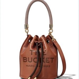 Marc Jacobs Tan Bucket Shoulder Bag